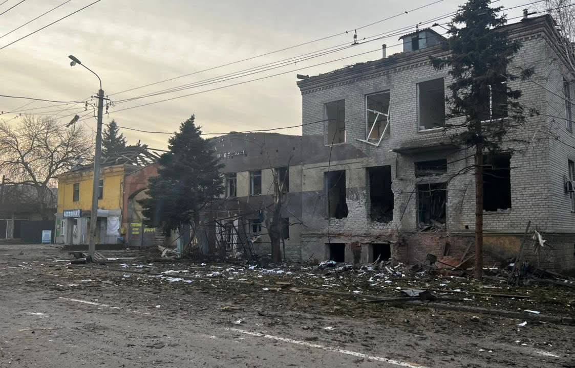 Последствия вчерашнего удара по Краматорску. Фото: Краматорский горсовет