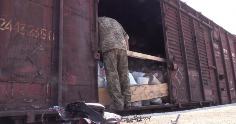 Главные новости Донбасса: взрыв в Донецке и минирование ж/д путей