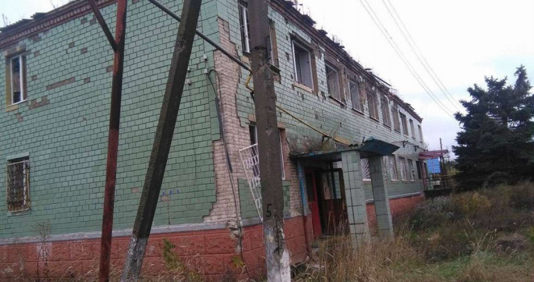 Разрушения в Станице Луганской: райотдел милиции уже не восстановить