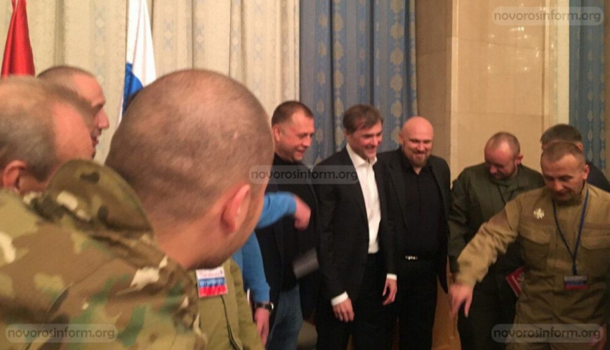Сурков пришел на съезд боевиков, воюющих на Донбассе