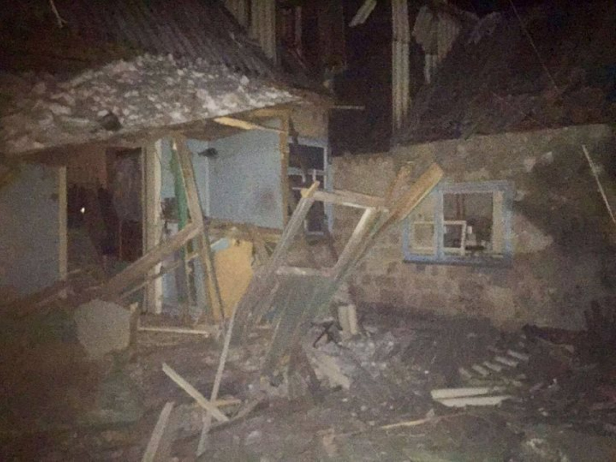 Авдеевка снова под обстрелом – разрушены несколько домов