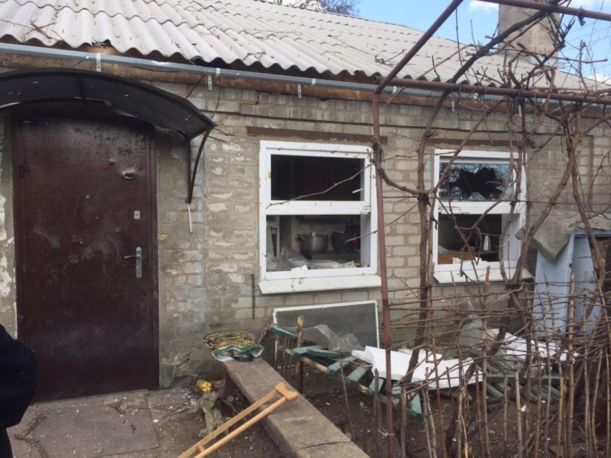 Авдеевка под обстрелом танков: разрушены дома