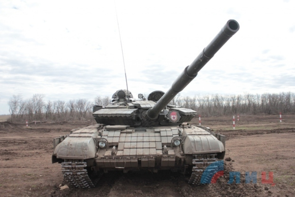 «ЛНР» провела танковые стрельбы