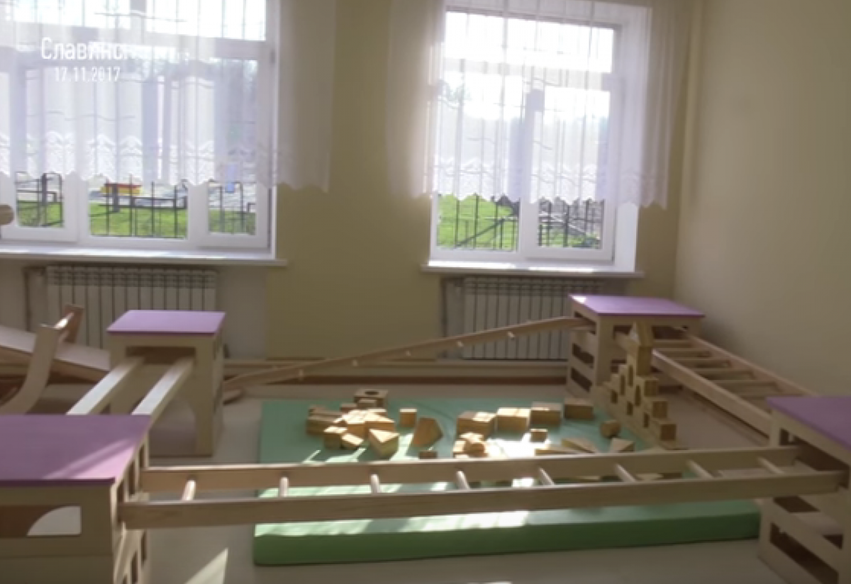 Разрушенную больницу под Славянском восстановили через три года