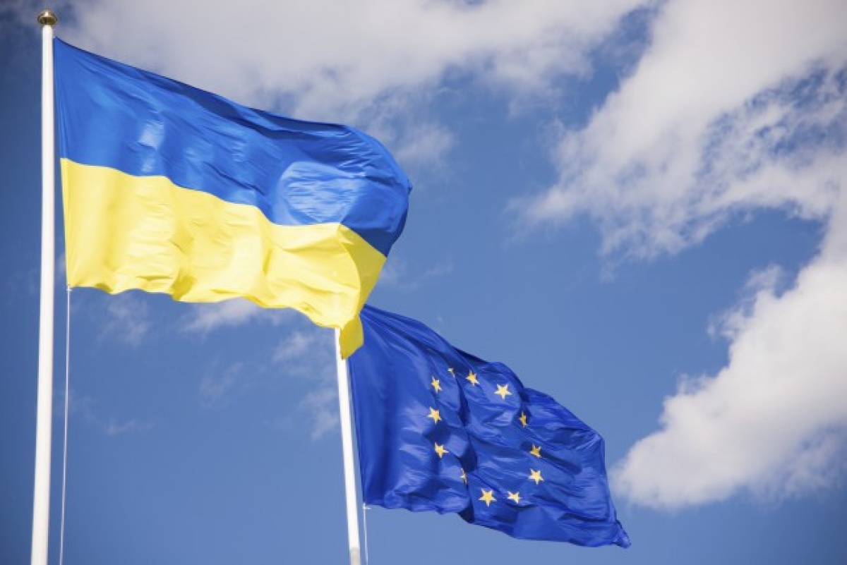 Украинцы считают, что децентрализация на Донбассе менее успешна, чем в других регионах