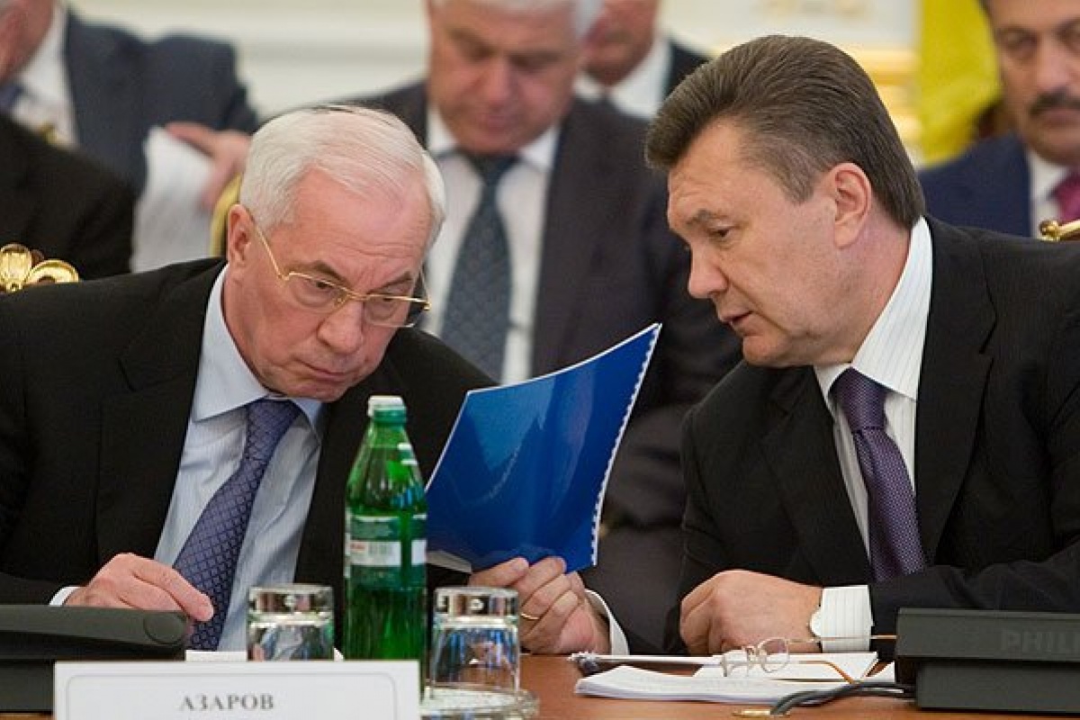 Кто из чиновников команды Януковича больше не под санкциями ЕС. Список
