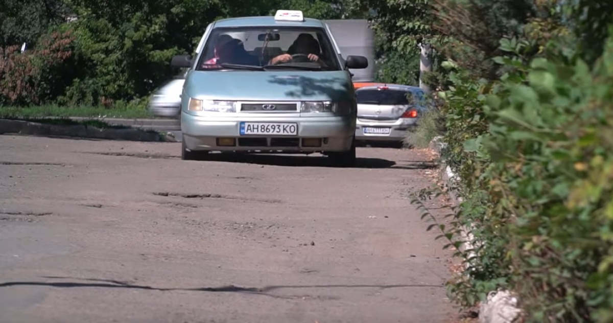 Что не так с дорогами в Донецкой области?