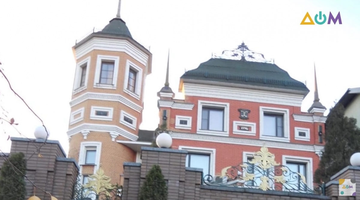 Глава «ДНР» Пушилин живет в донецком особняке, отобранном у владельца гостиницы