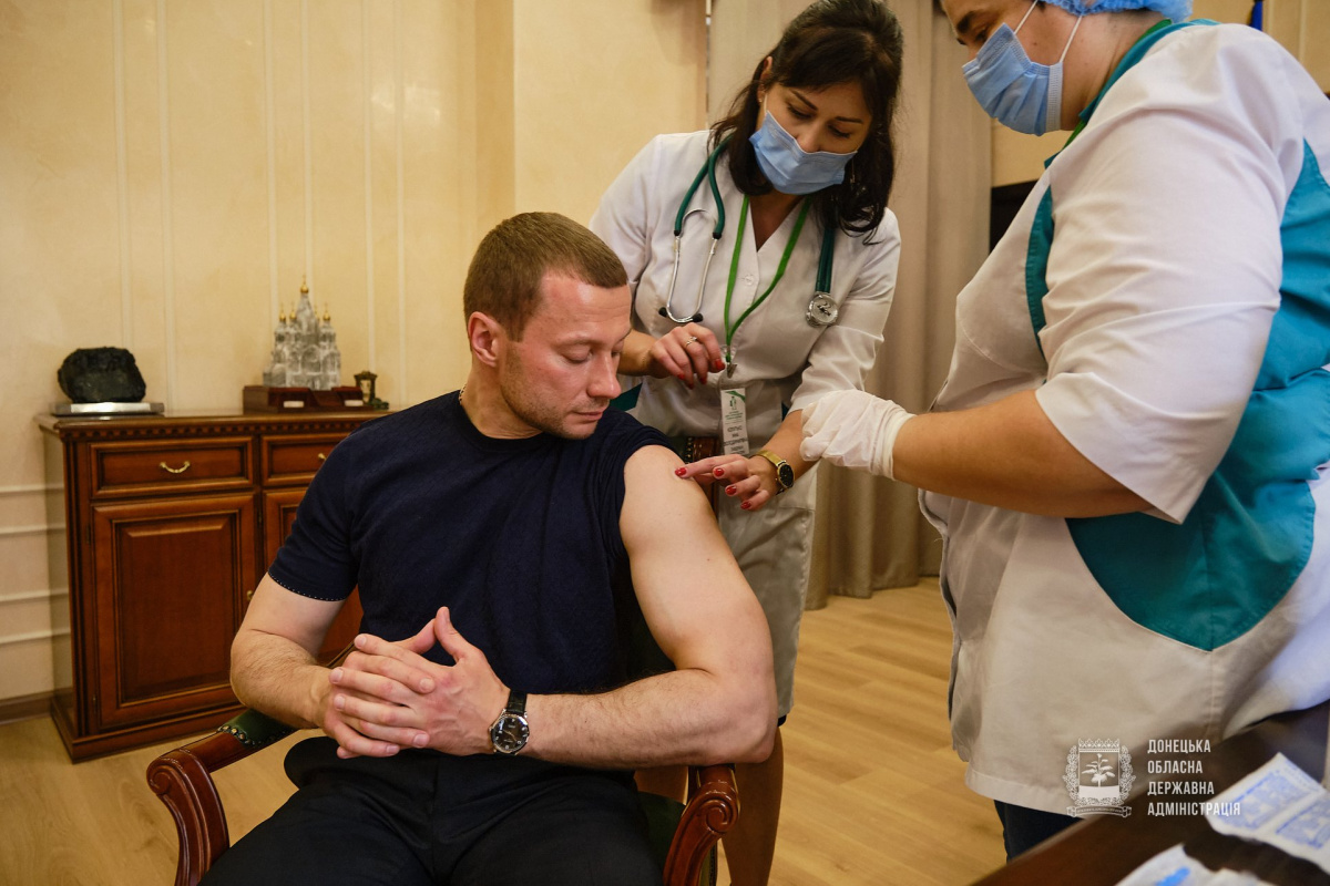 Павел Кириленко вакцинировался от коронавируса. Фото: Facebook