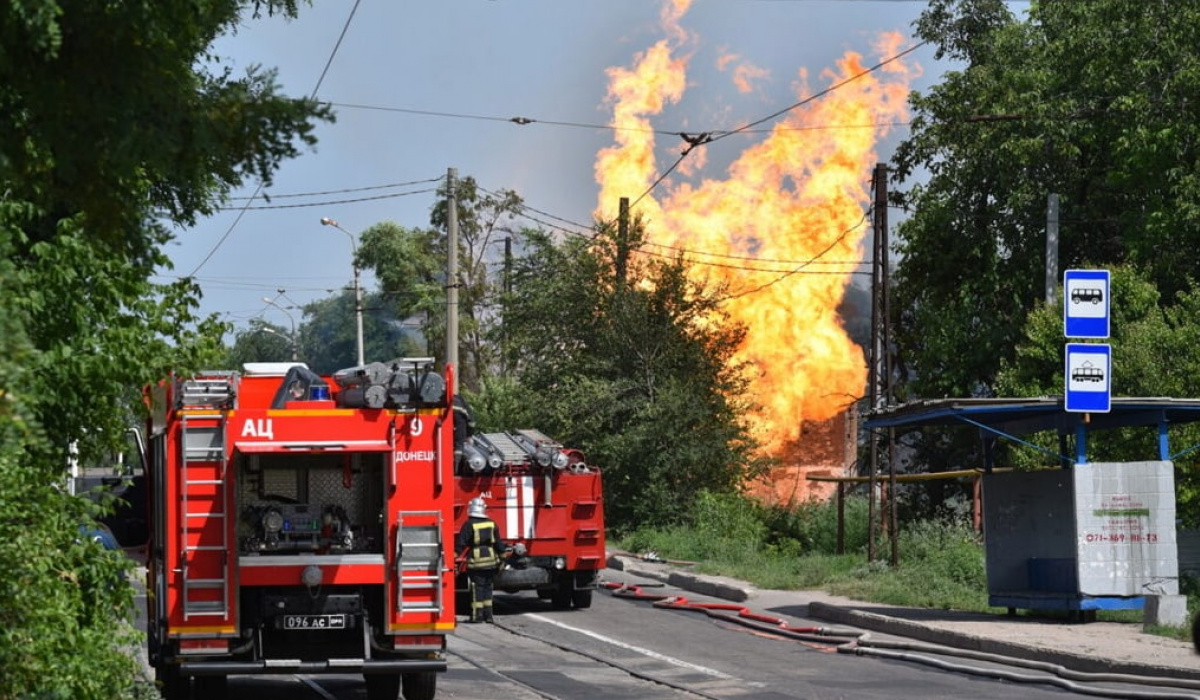 Пожар в Донецке. Фото: ДАН
