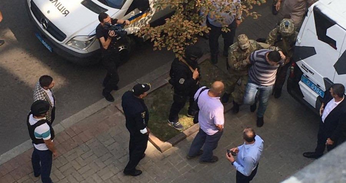 Задержание Владимира Прохнича. Фото: Киев оперативный / Facebook