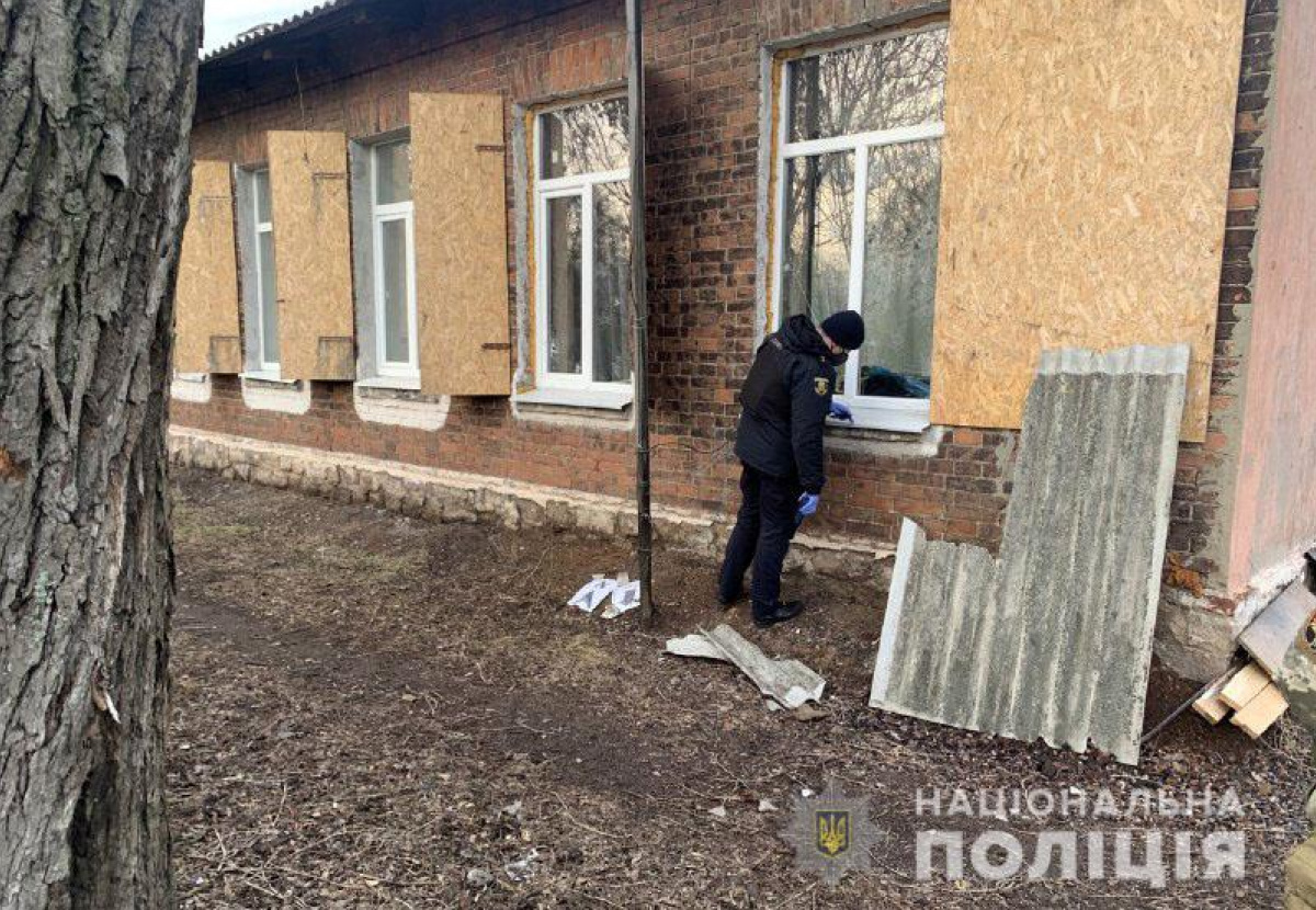 Обстрел Зайцево: пули пробили окна жилых домов