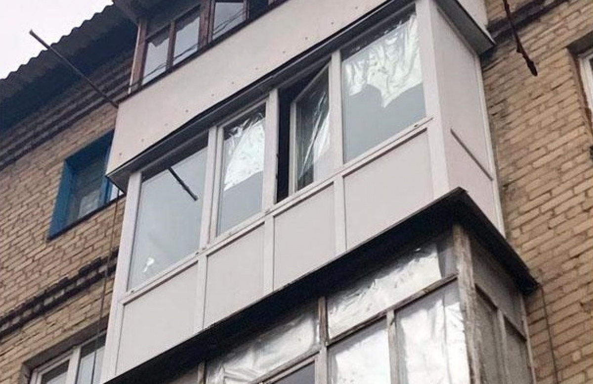 Депутат выпал из балкона пятиэтажки. Фото: Покровское районное управление полиции