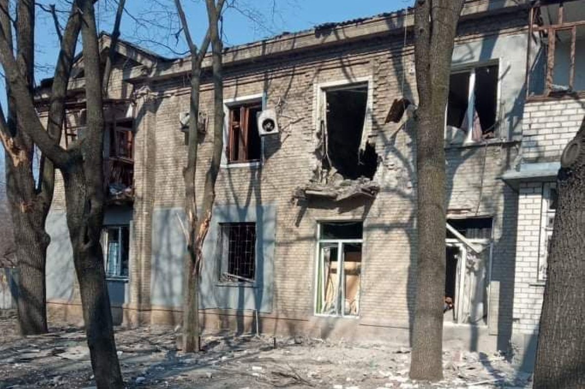 Последствия обстрела в Луганской области. Фото: Сергей Гайдай
