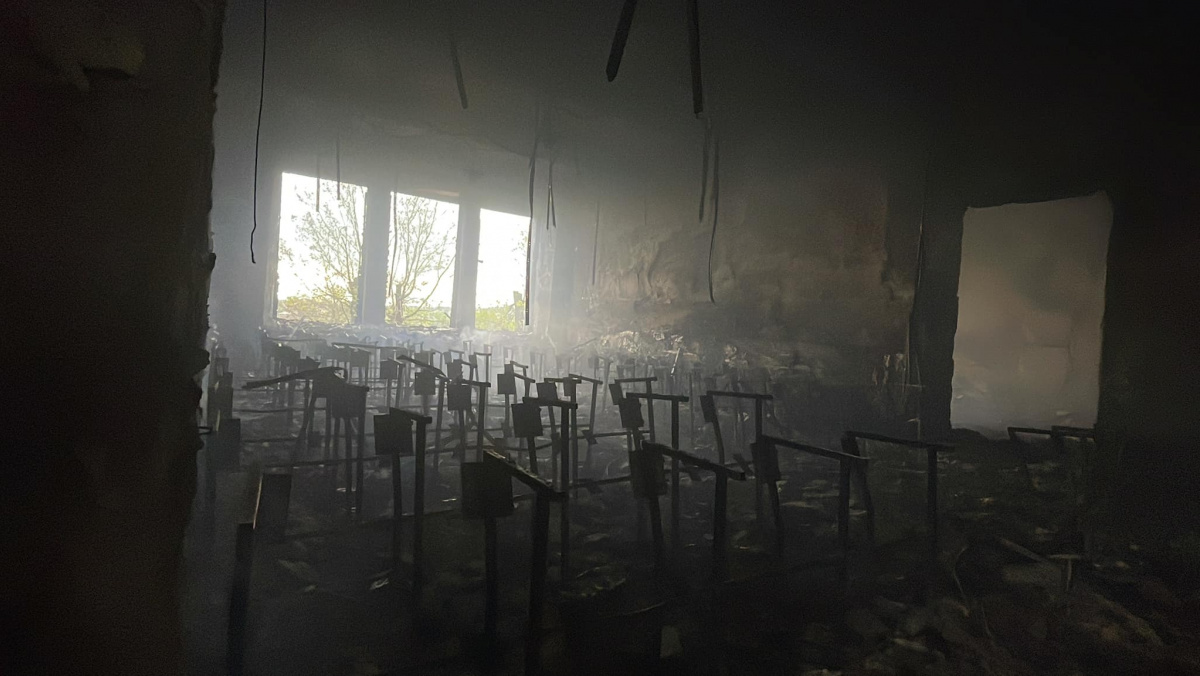 Гайдай опубликовал фотографии разрушенных войсками РФ школ Луганской области