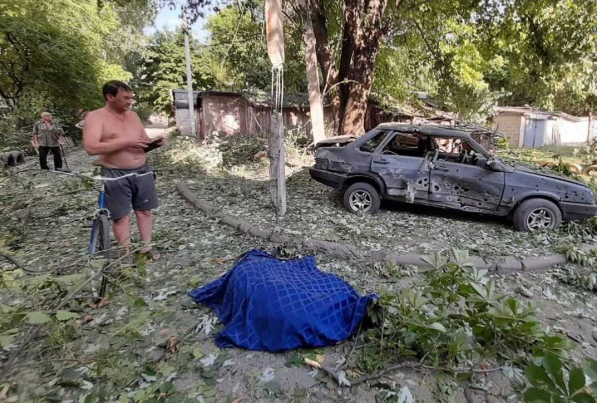 Обстрел Донецка: разрушения и жертвы в нескольких районах города
