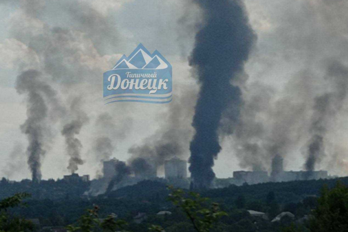 Масштабный пожар в Донецке. Фото из соцсетей