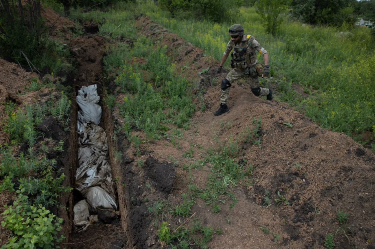 В Лисичанске есть братская могила, в которой лежат около 300 тел мирных жителей