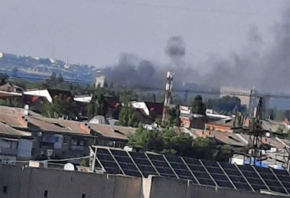 В Новой Каховке снова взрываются склады российских военных – Хлань