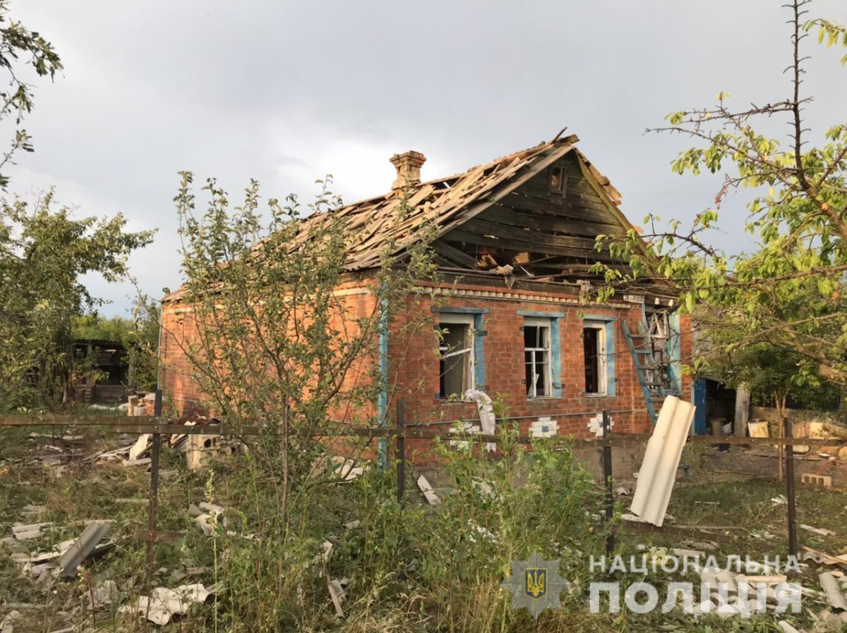 За добу російські війська зруйнували 23 житлові будинки на Донеччині