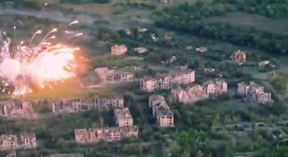 Российские войска ударили по Пескам Донецкой области ракетами «Солнцепёк»