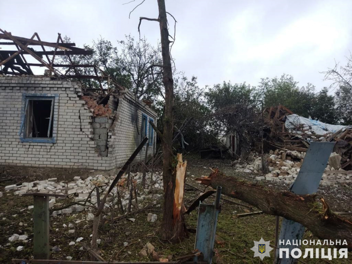 У Запорізькій області обстрілами зруйновано будинки, поранено жінку