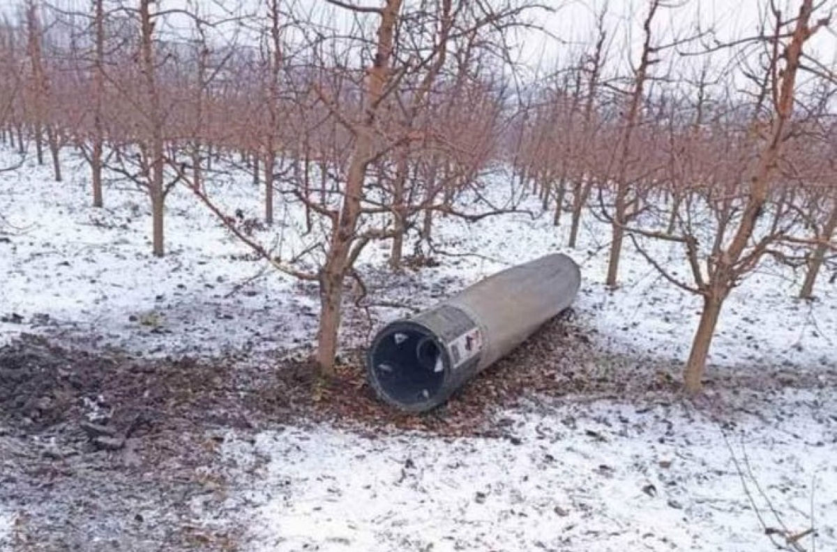 Неразорвавшаяся ракета обнаружена на севере Молдовы у границы с Украиной