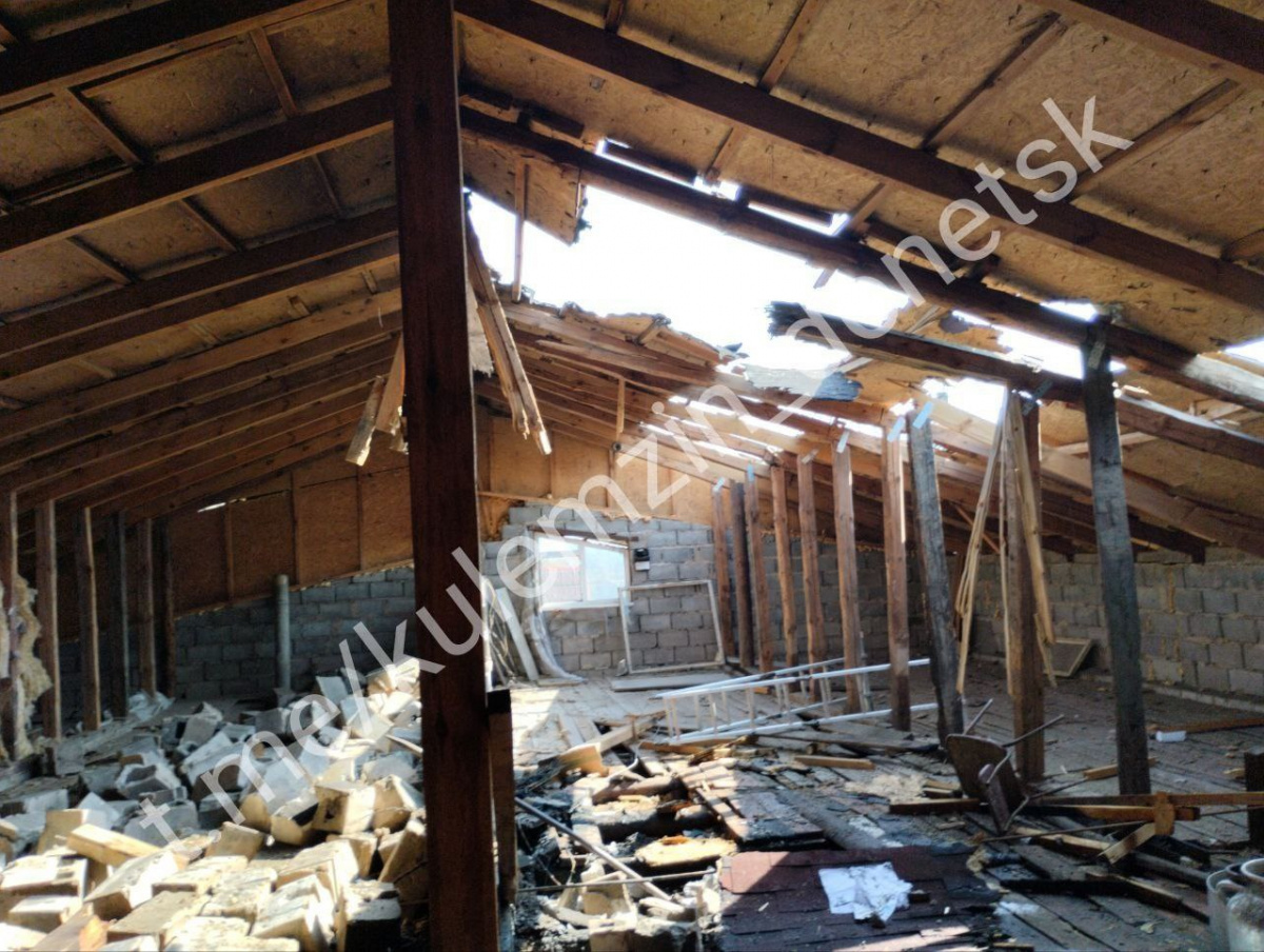 Из-за обстрела Киевского района Донецка повреждены пять домов. Фото: Группировка «ДНР»