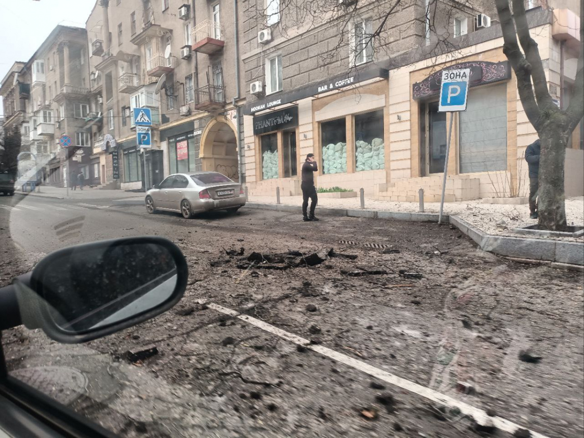 В окупованому Донецьку обстріляно центр міста і район Критого ринку. Фото: Місцеві Telegram-канали