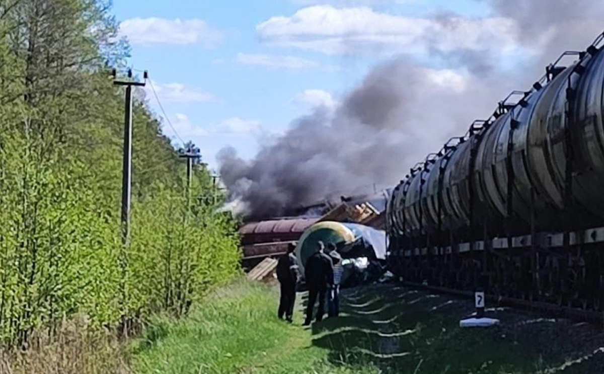 Потяг зійшов із рейок у Брянській області. Фото: соцмережі