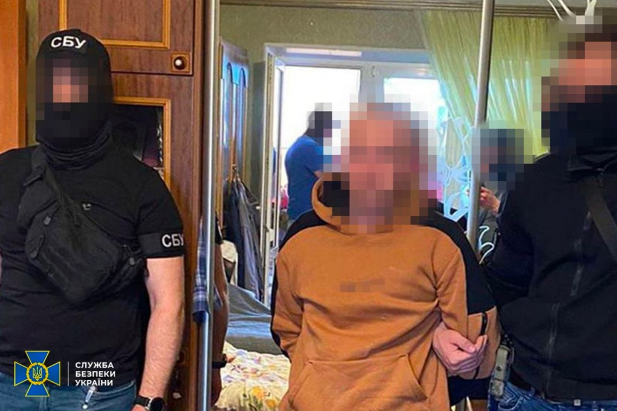 На Миколаївщині затримали ще одного інформатора військ РФ. Фото: СБУ