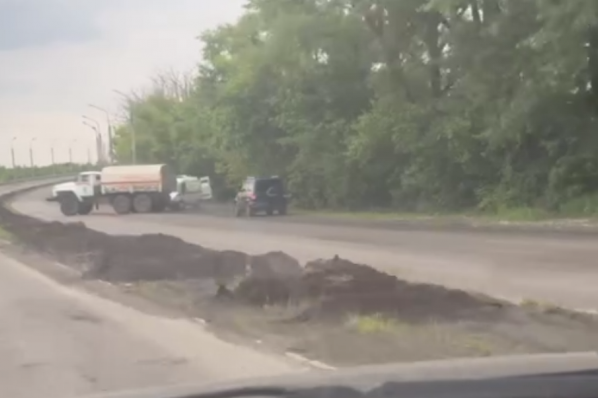 Траса Донецьк — Маріуполь. Скріншот з відео