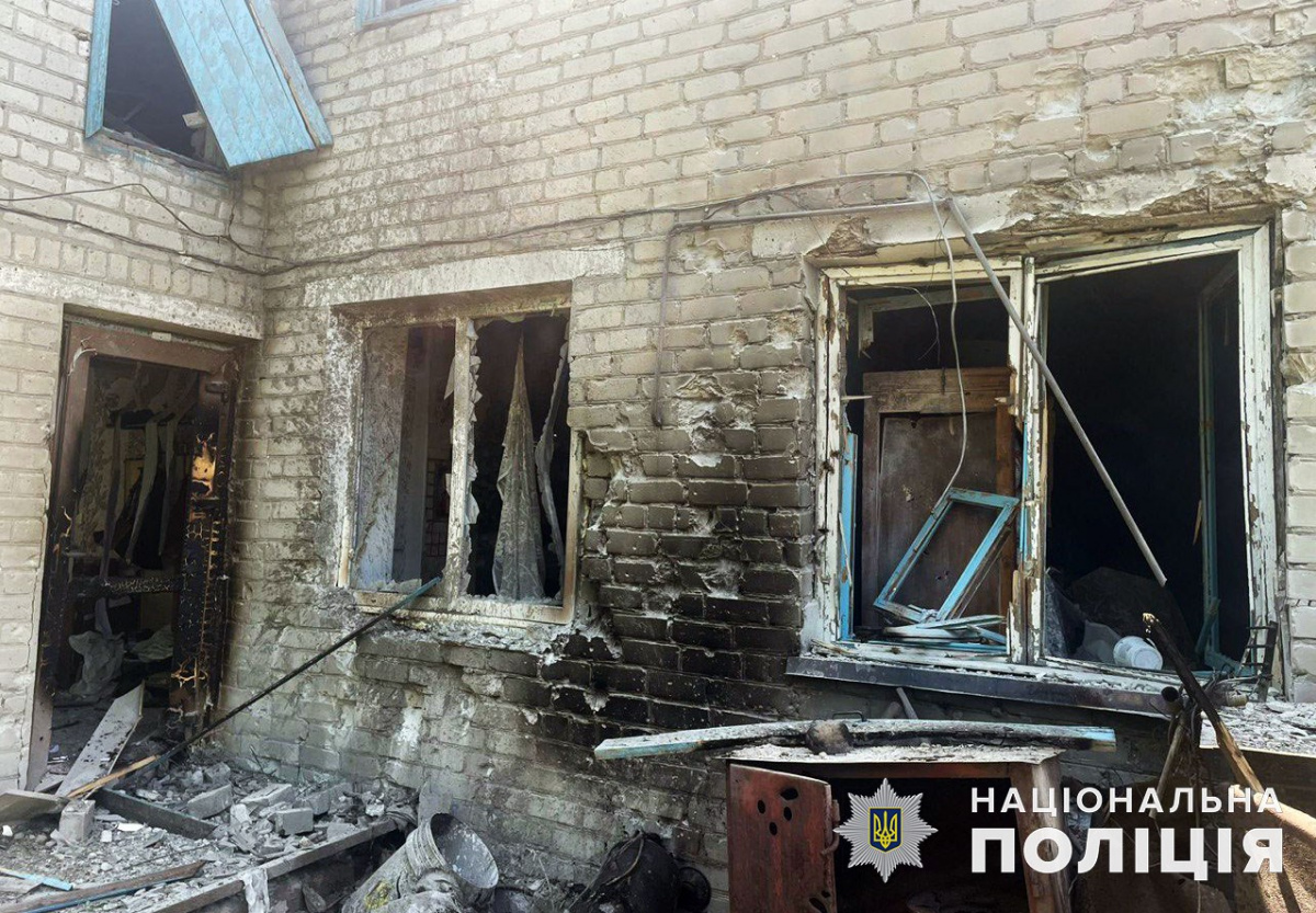 Войска РФ за сутки разрушили 14 жилых домов в Донецкой области. Фото: Полиция Донецкой области