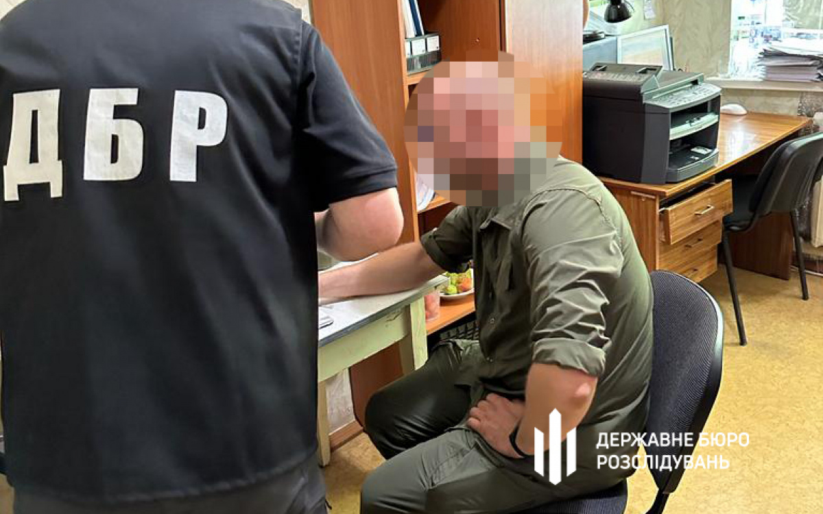 Военкому грозит до 12 лет лишения свободы. Фото: ГБР