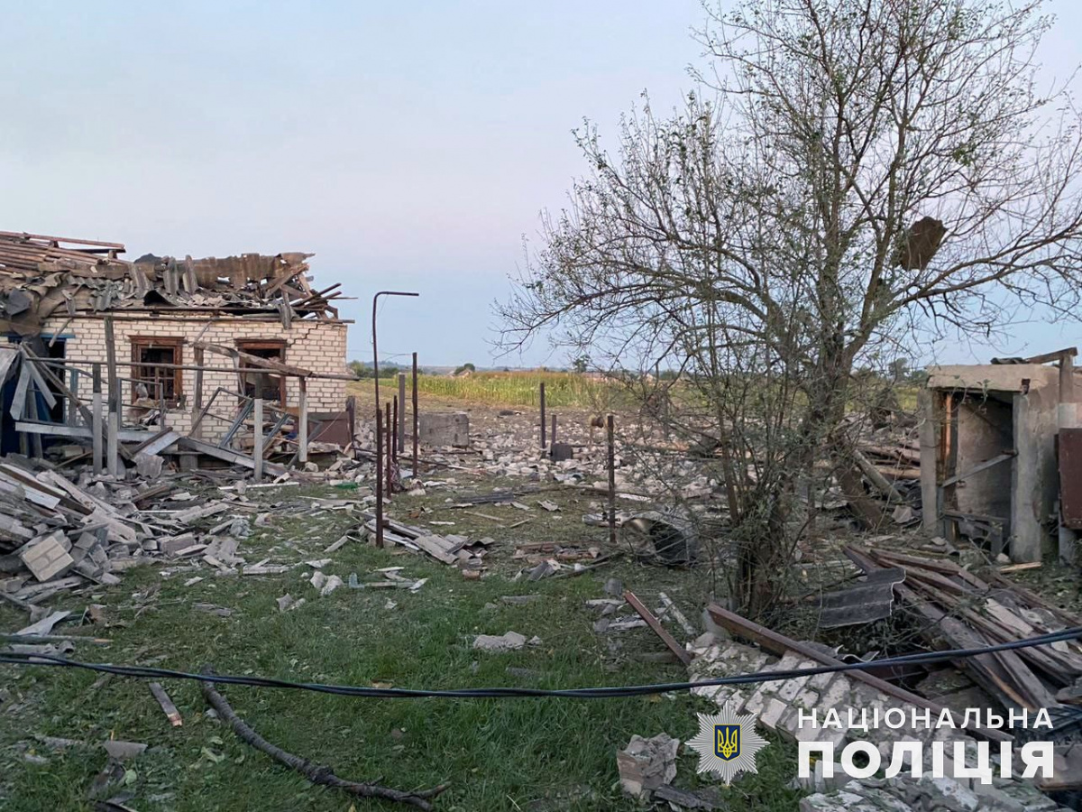 Российская армия за сутки атаковала в Донецкой области 16 городов и сел, разрушила 12 жилых домов. Фото: Полиция Донецкой области