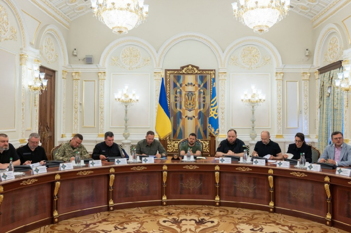 СНБО рекомендовал назначать на должности руководителей ТЦК боевых офицеров. Фото: Офис президента