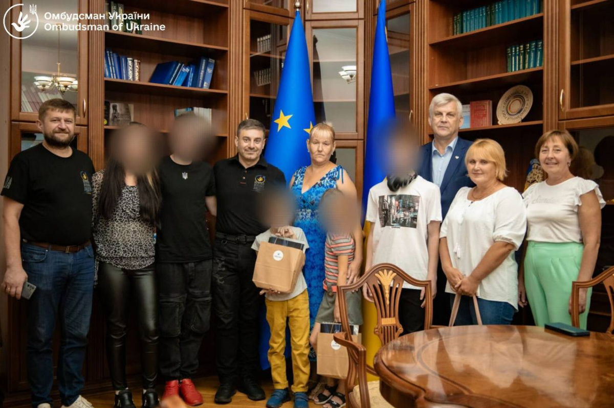 Україна повернула додому ще дев'ятьох дітей. Фото: Дмитро Лубинець