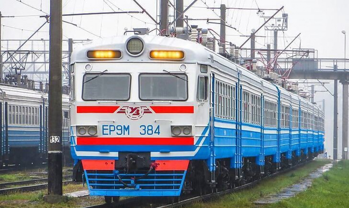 В Донецкой области изменилось расписание движения пригородных поездов. Фото Rail. Insider.