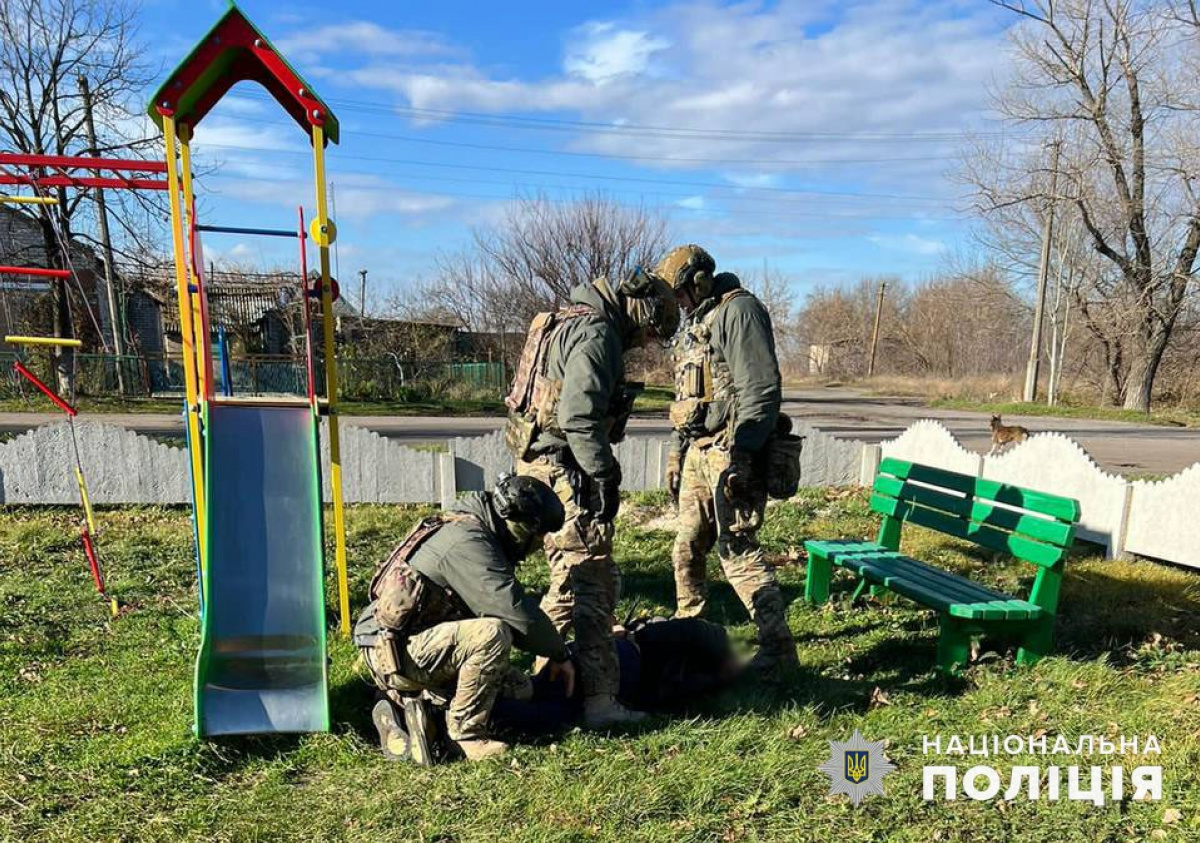 В Волновахском районе задержали сбытчика наркотиков. Фото: ГУ Нацполиции в Донецкой области 