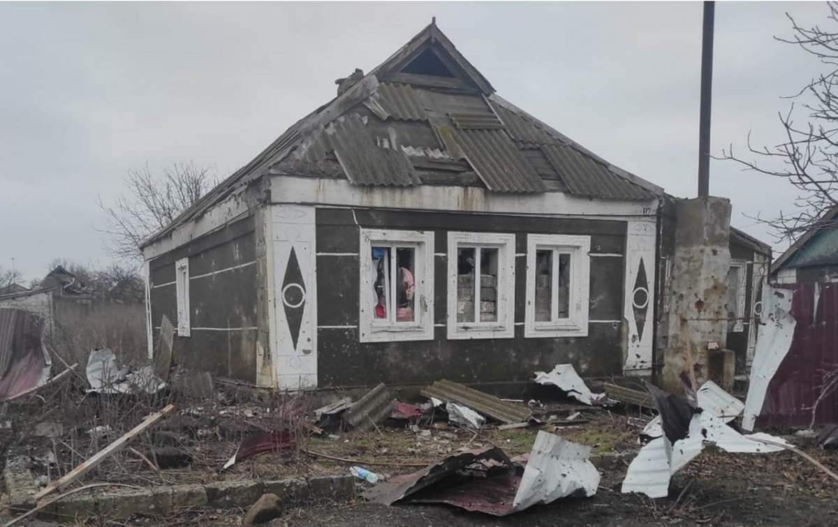 Последствия обстрела в Донецкой области. Фото: прокуратура