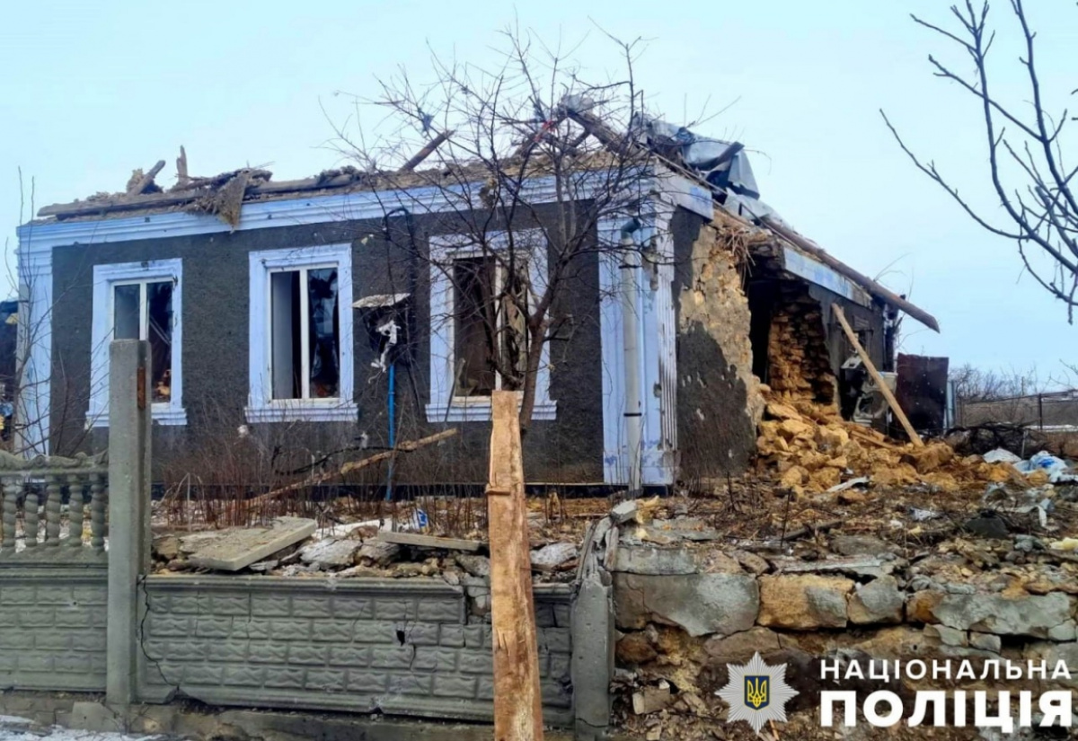 Атака російських дронів на житлові об'єкти. Фото: Нацполіція