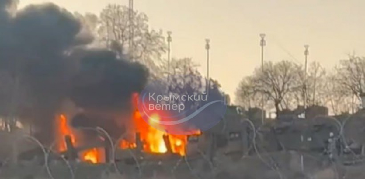 Ракета ударила по пункту связи на военном аэродроме Бельбек в Севастополе. Фото: Крымский ветер/Тelegram