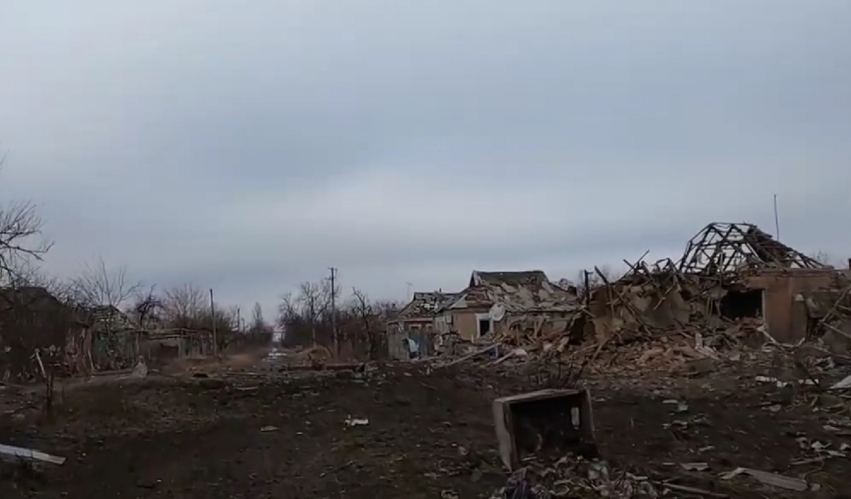 Авдеевка под постоянными обстрелами РФ. Фото: кадр из видео
