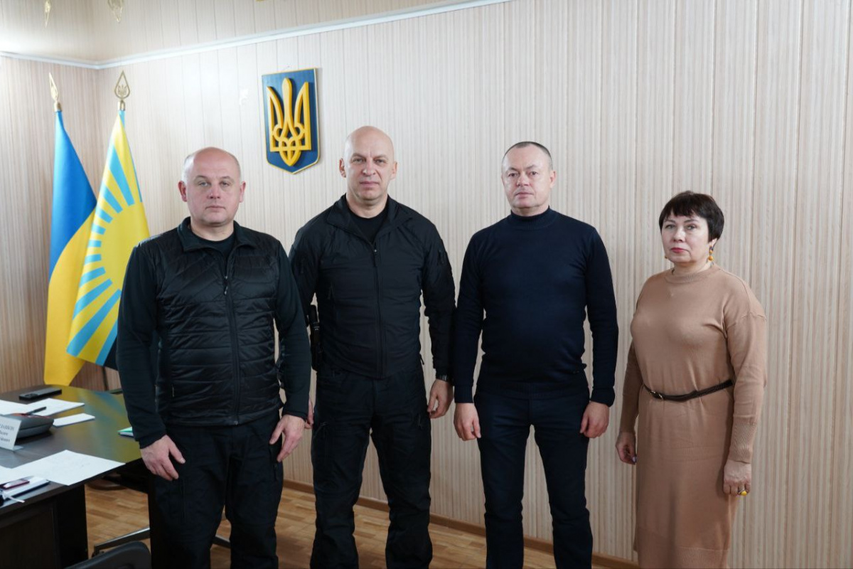 Глава Донецкой ОГА официально представил двух своих замов. Фото: Вадим Филашкин 