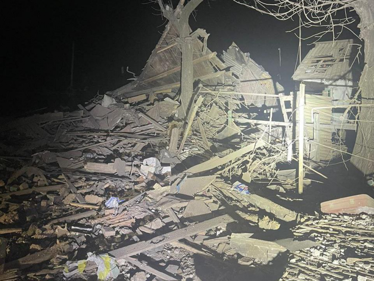 Последствия обстрелов Донецкой области: разрушены и повреждены жилые дома