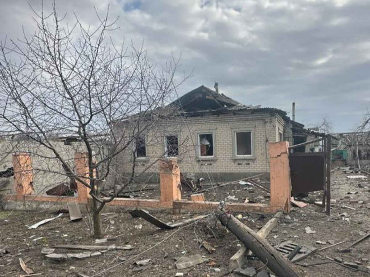 Последствия российских обстрелов Донецкой области за прошедшие сутки. Фото: Донецкая ОВА