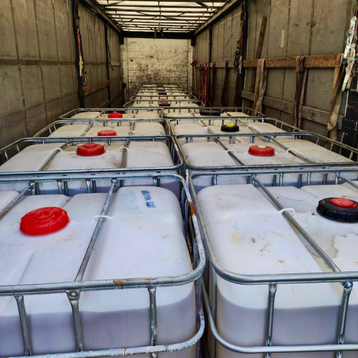 Международная организация поставила в Краматорск реагенты для обеззараживания питьевой водопроводной воды. Фото: Краматорская ГВА 