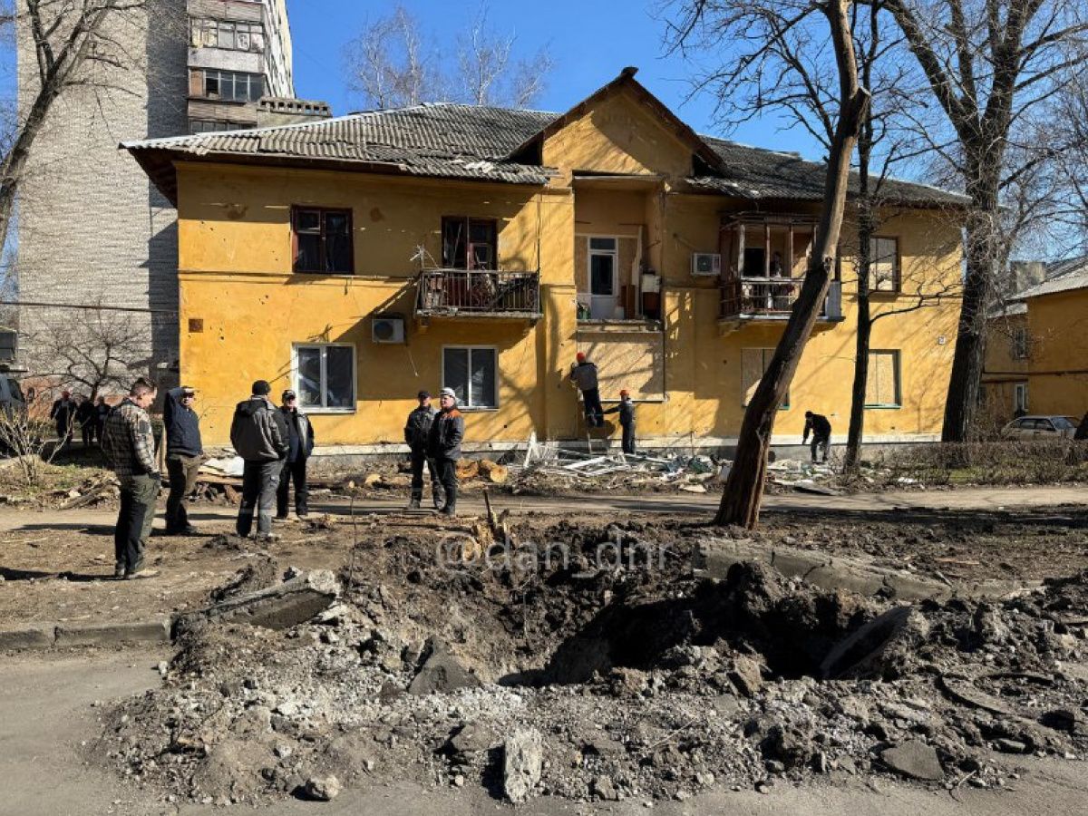 27 березня в окупованому Донецьку відбувся обстріл. Фото: соцмережі 