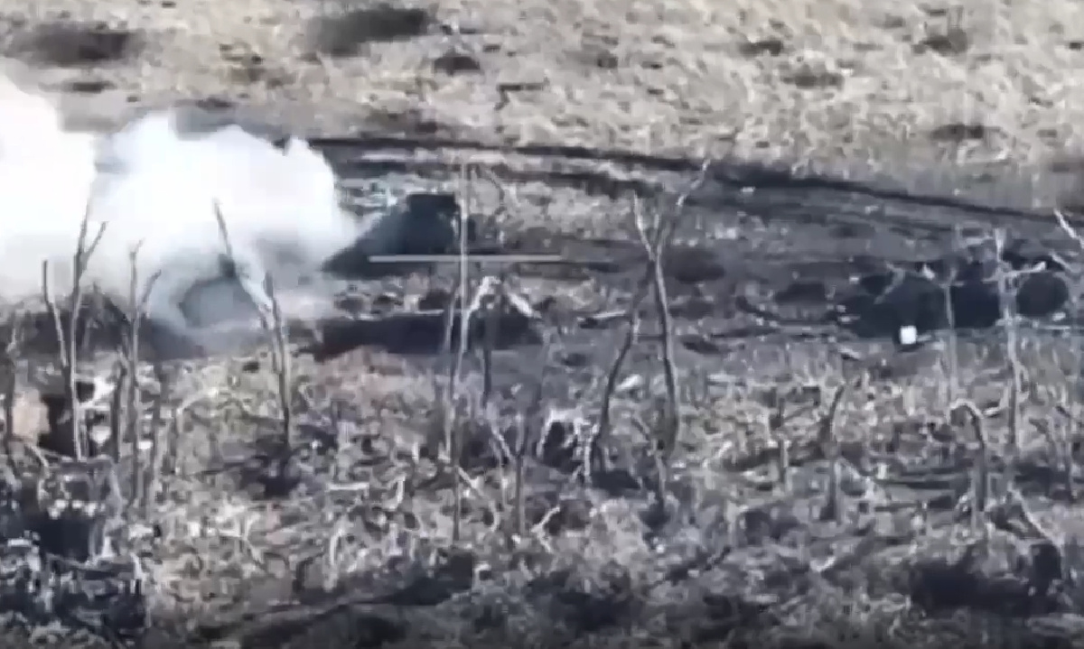 FPV-Дрон НГУ знищив російську БМП-3. Фото: кадр із відео