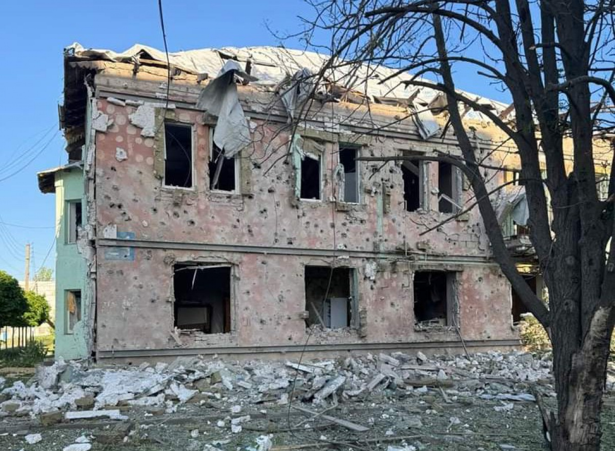 В Курахово Донецкой области два человека погибли и двое ранены в результате российского обстрела сегодня утром. Фото: Кураховская ГВА